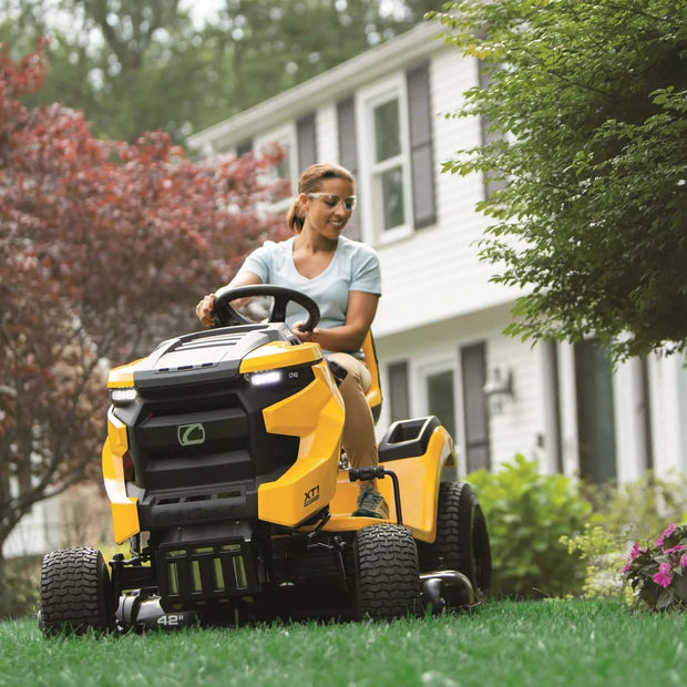 CUB CADET 42" LT42 XTI 547/42 Tractor Style Ride-On Lawn Mower